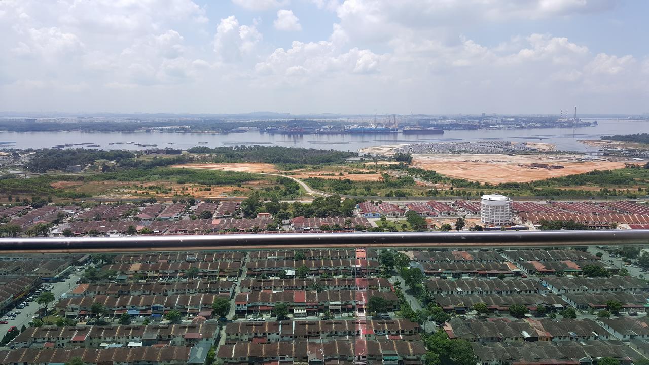 D'Calton Seaview Apartment Johor Bahru Exterior photo